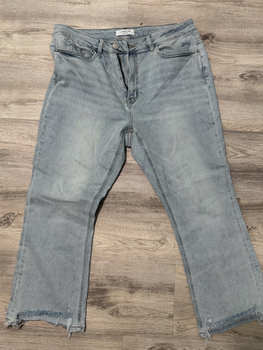 Lovervet Light Wash Dustressed Ankle Crop Jeans - Women's